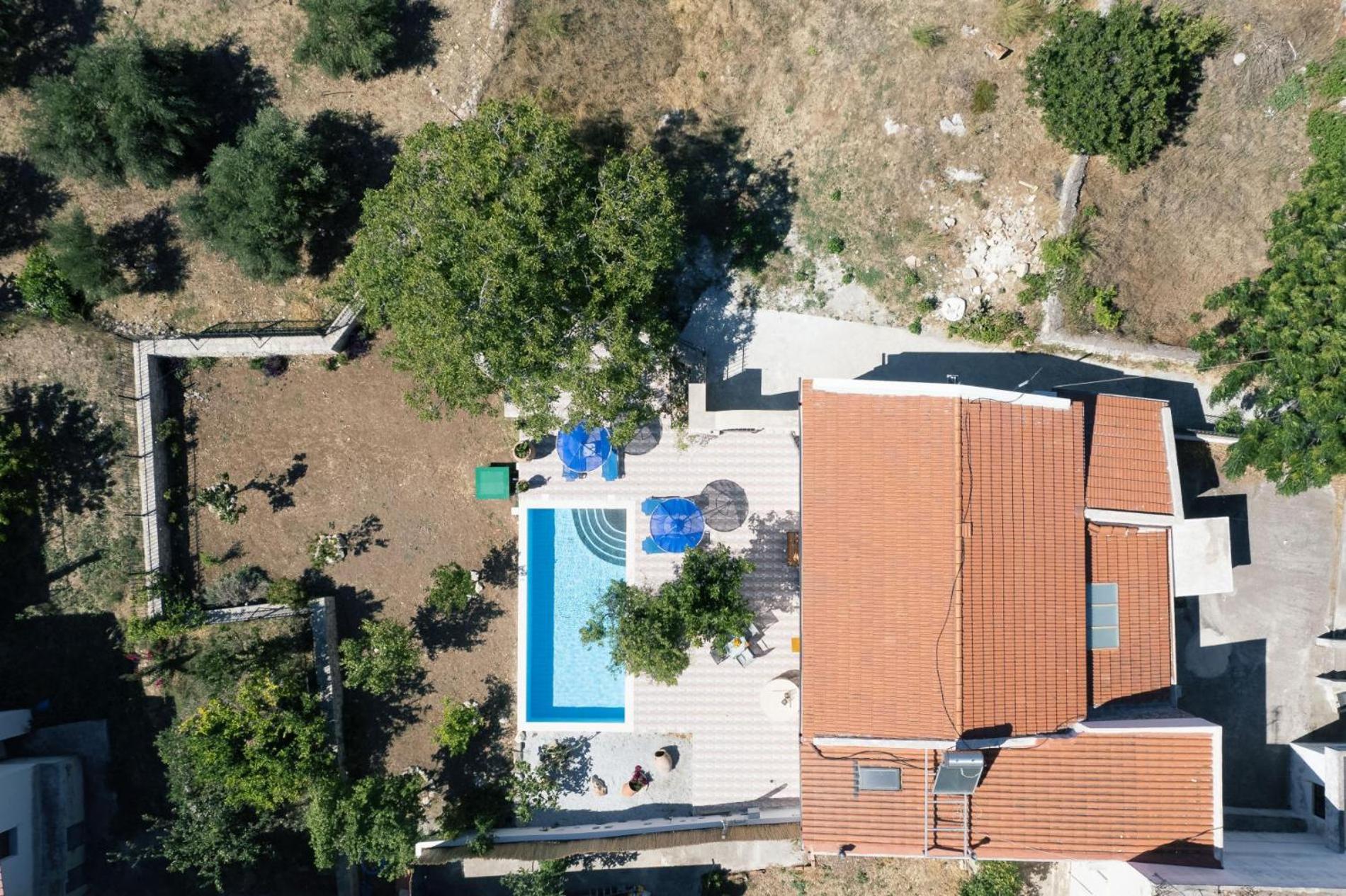 Silver Gem With Private Pool Villa