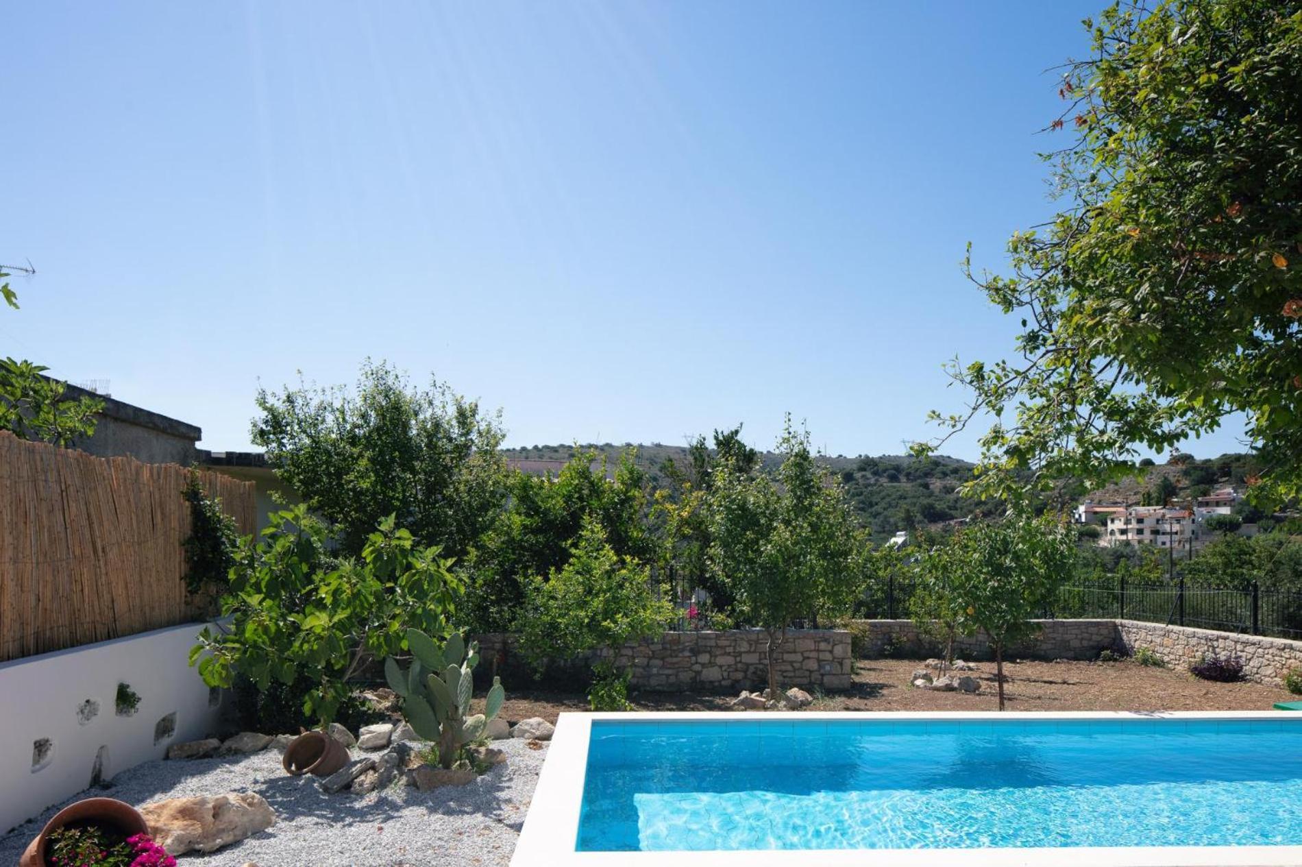 Villa Silver Gem With Private Pool