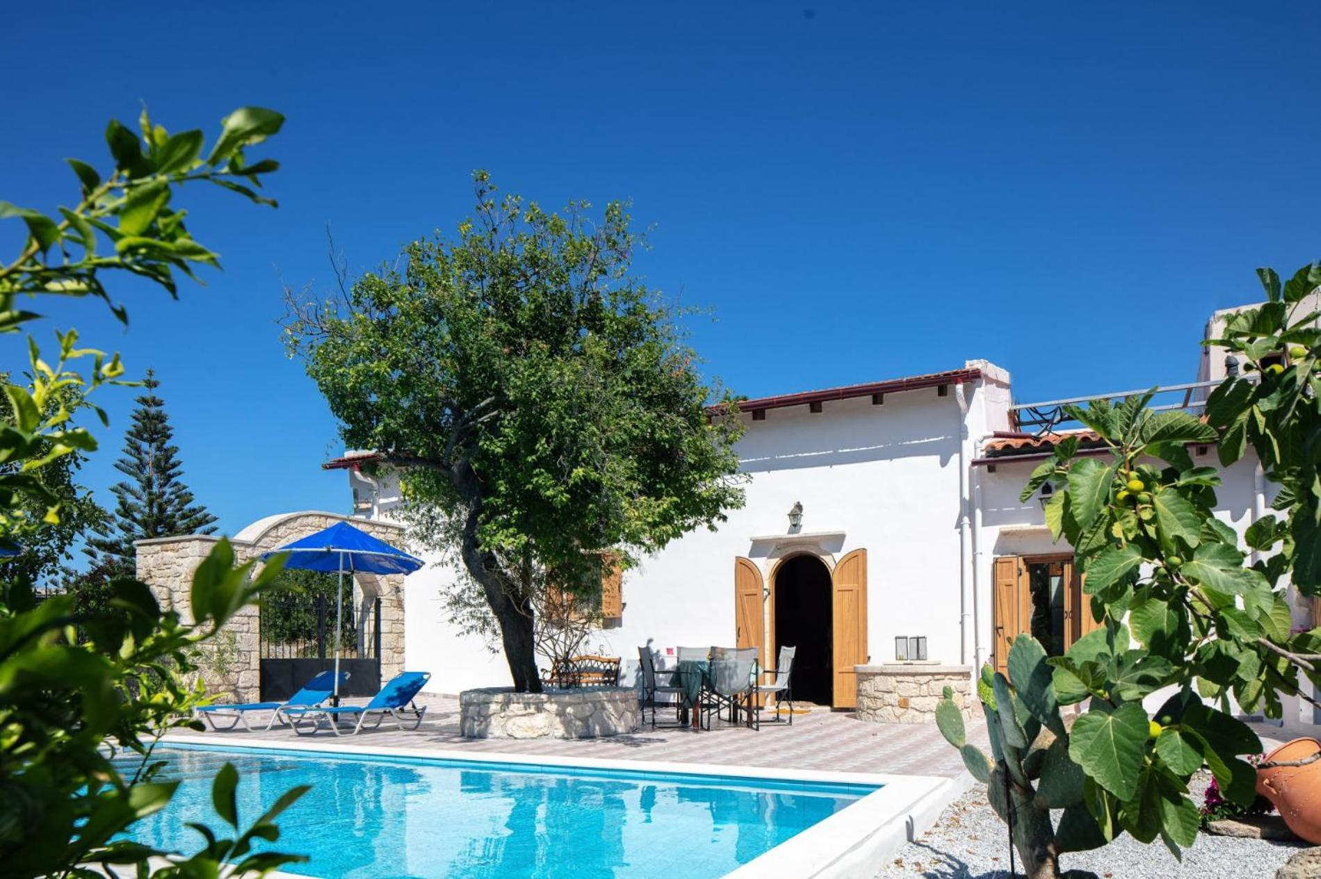 Villa Silver Gem With Private Pool *