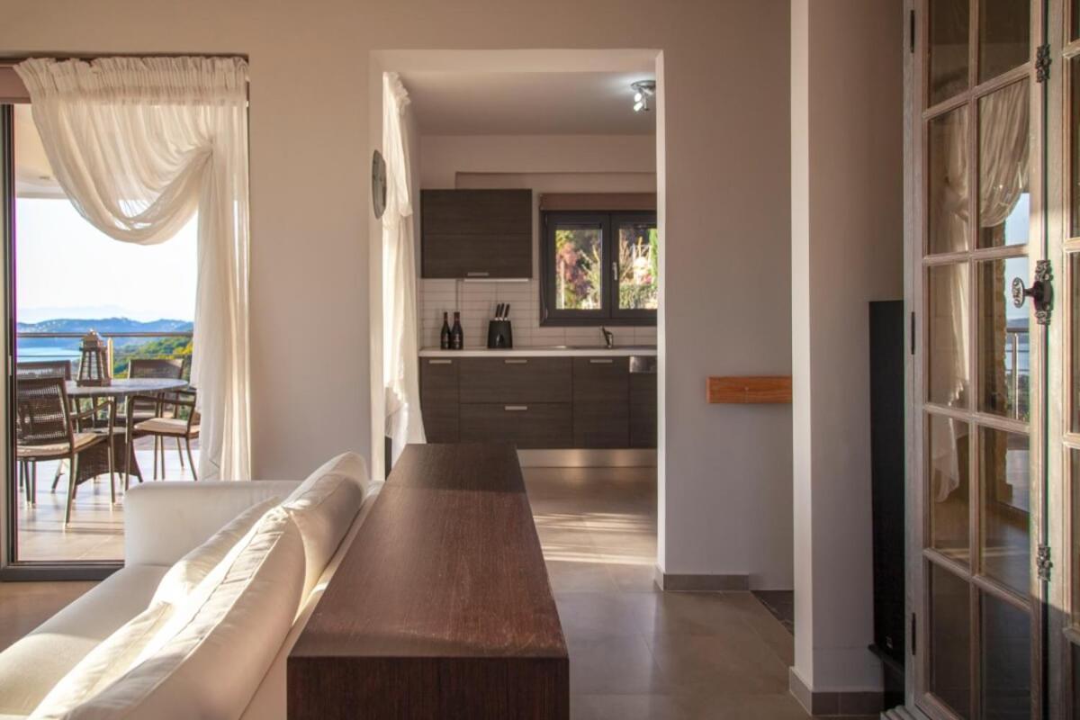 Aldena Luxury Villa *