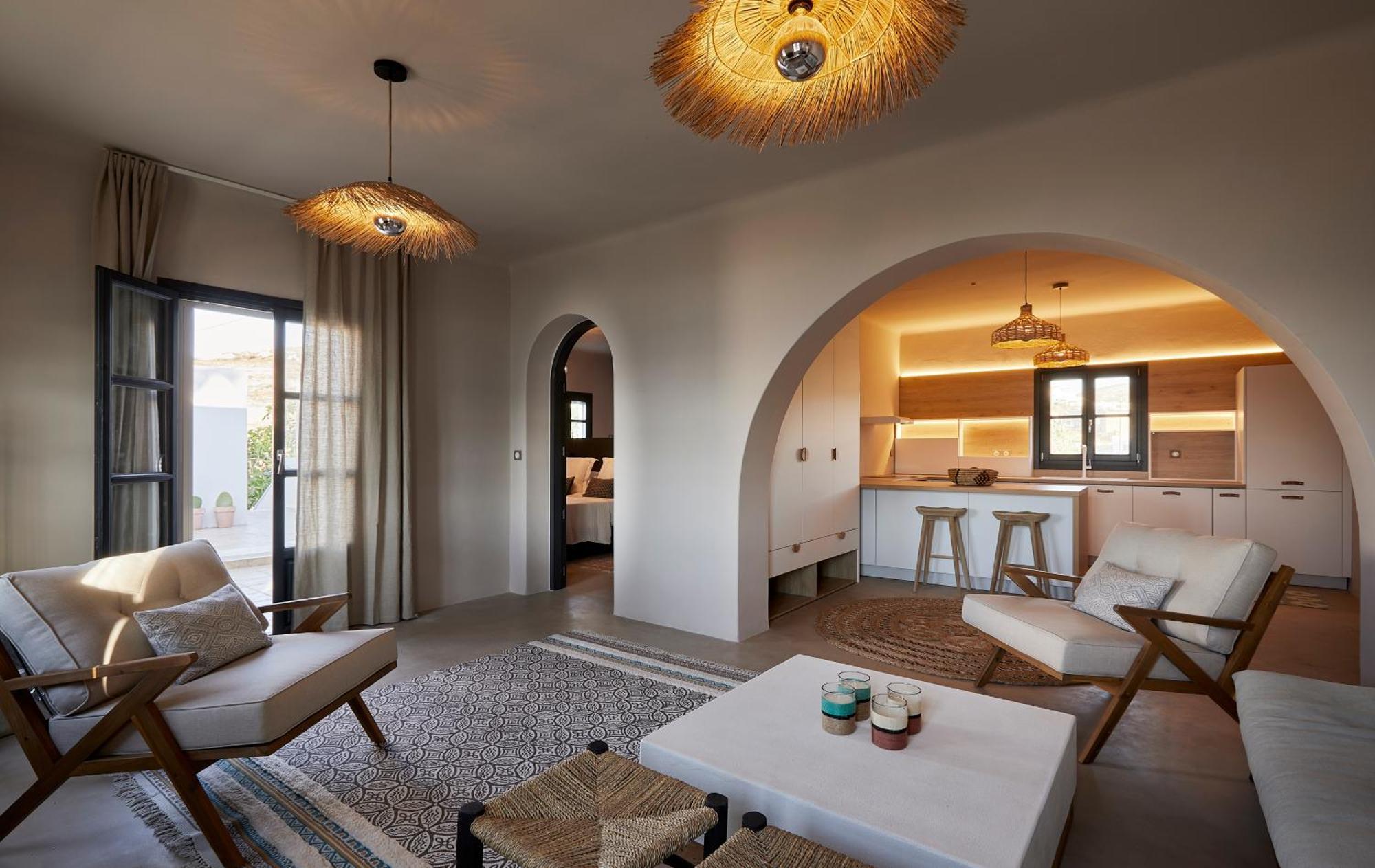 Art Group Living * Naousa (Paros)