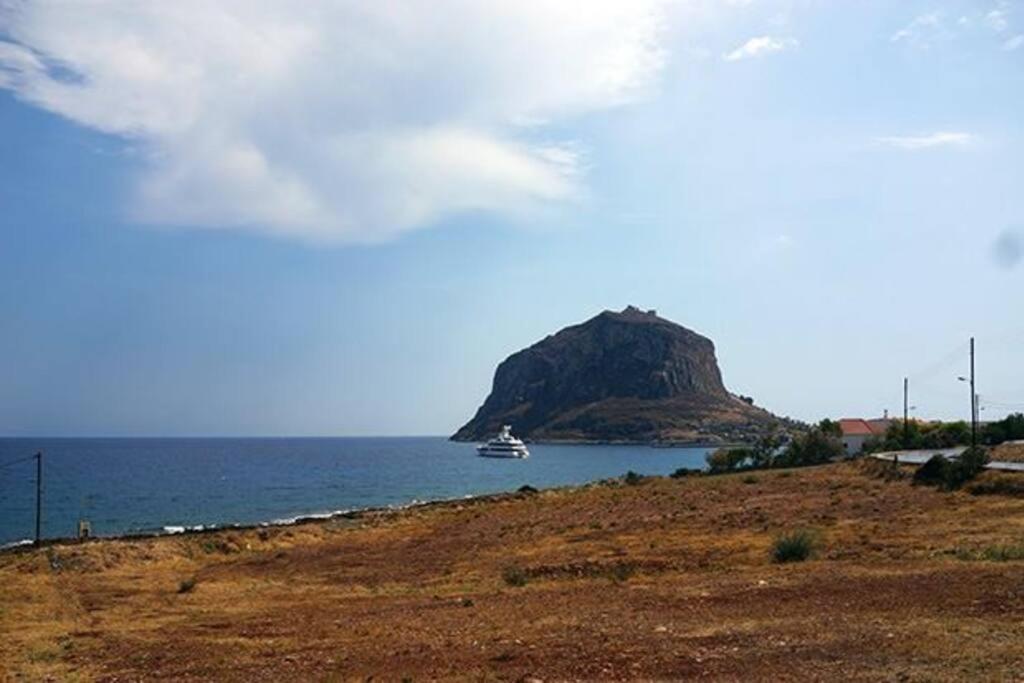 Poliana Tower