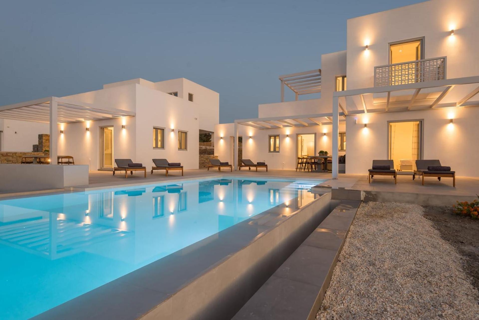 Villa Beautiful Paros Villa 2 Bedroom Villa Nirvana Breathtaking Sea Views Great For Couples Naousa Livadia (Paros)