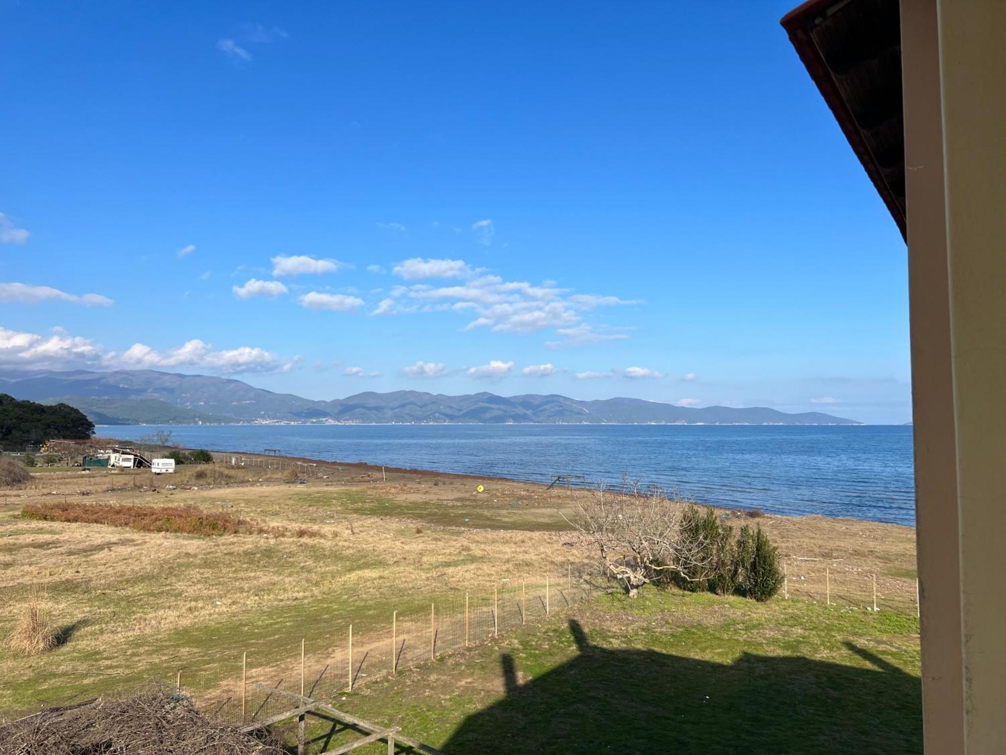Stathis Beachfront