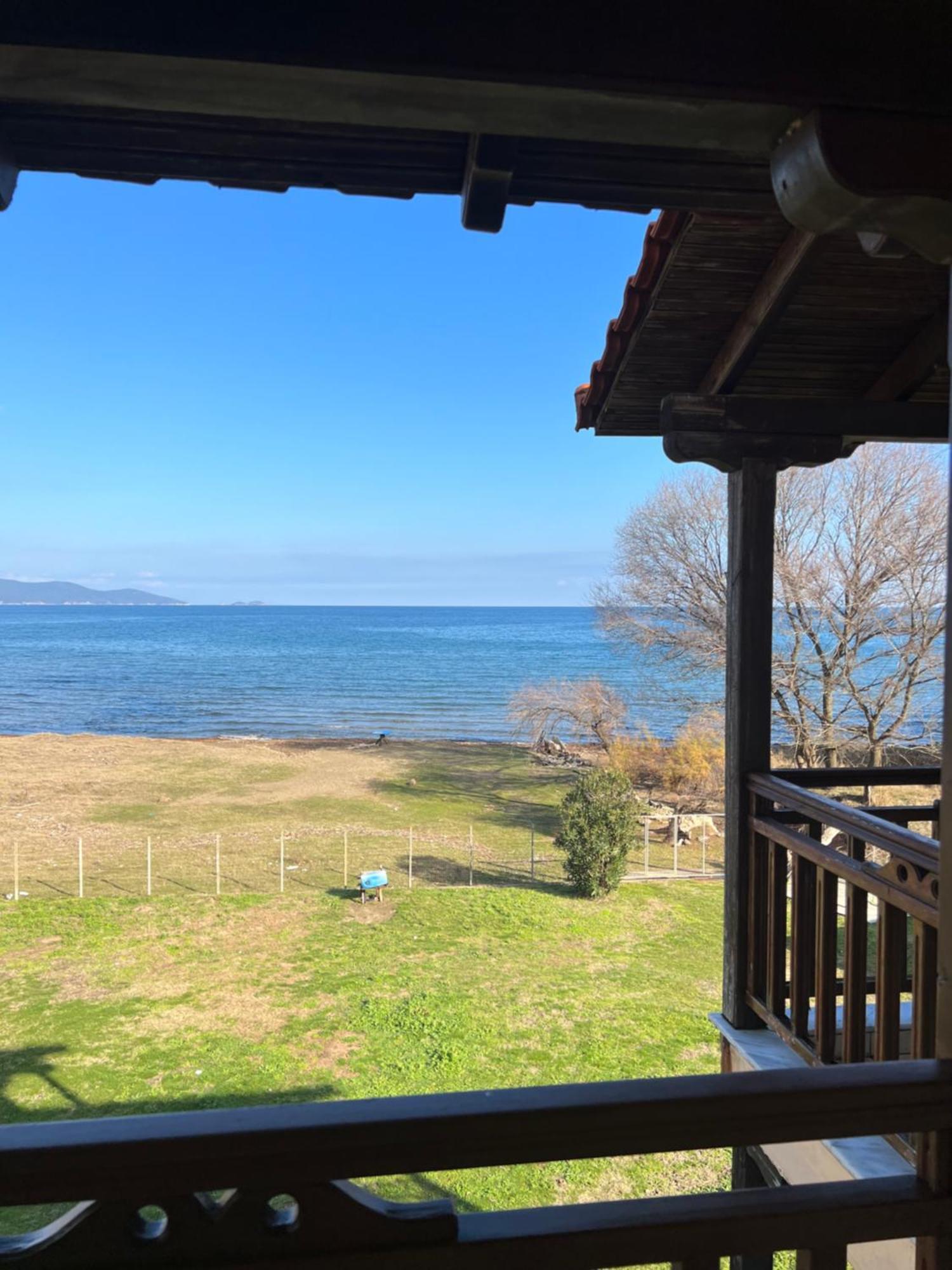 Apartment Stathis Beachfront Ierissos