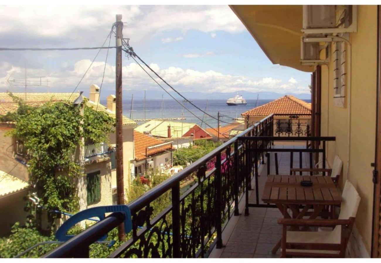 Lefkas *
