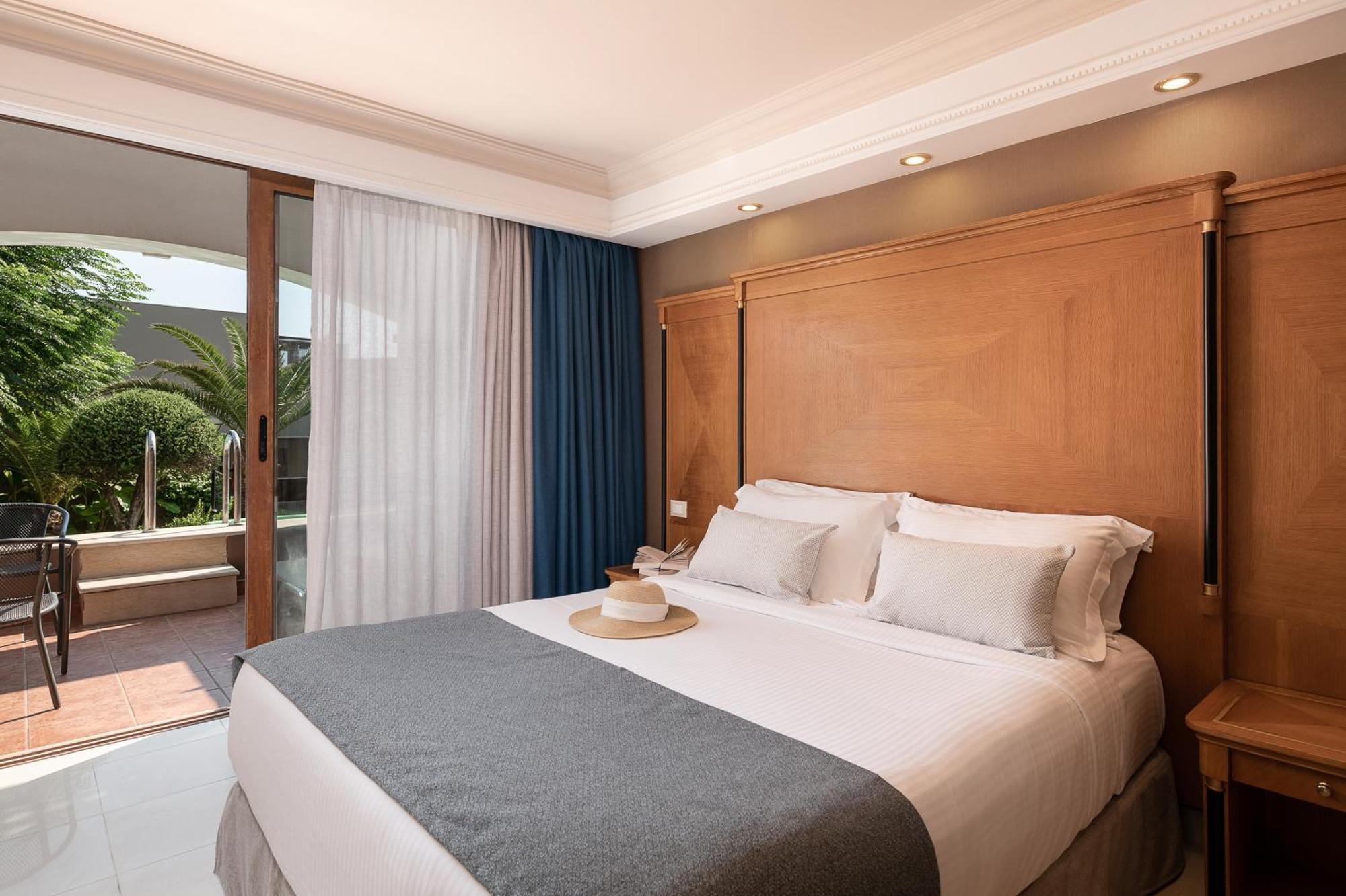 Caldera Creta Paradise Resort