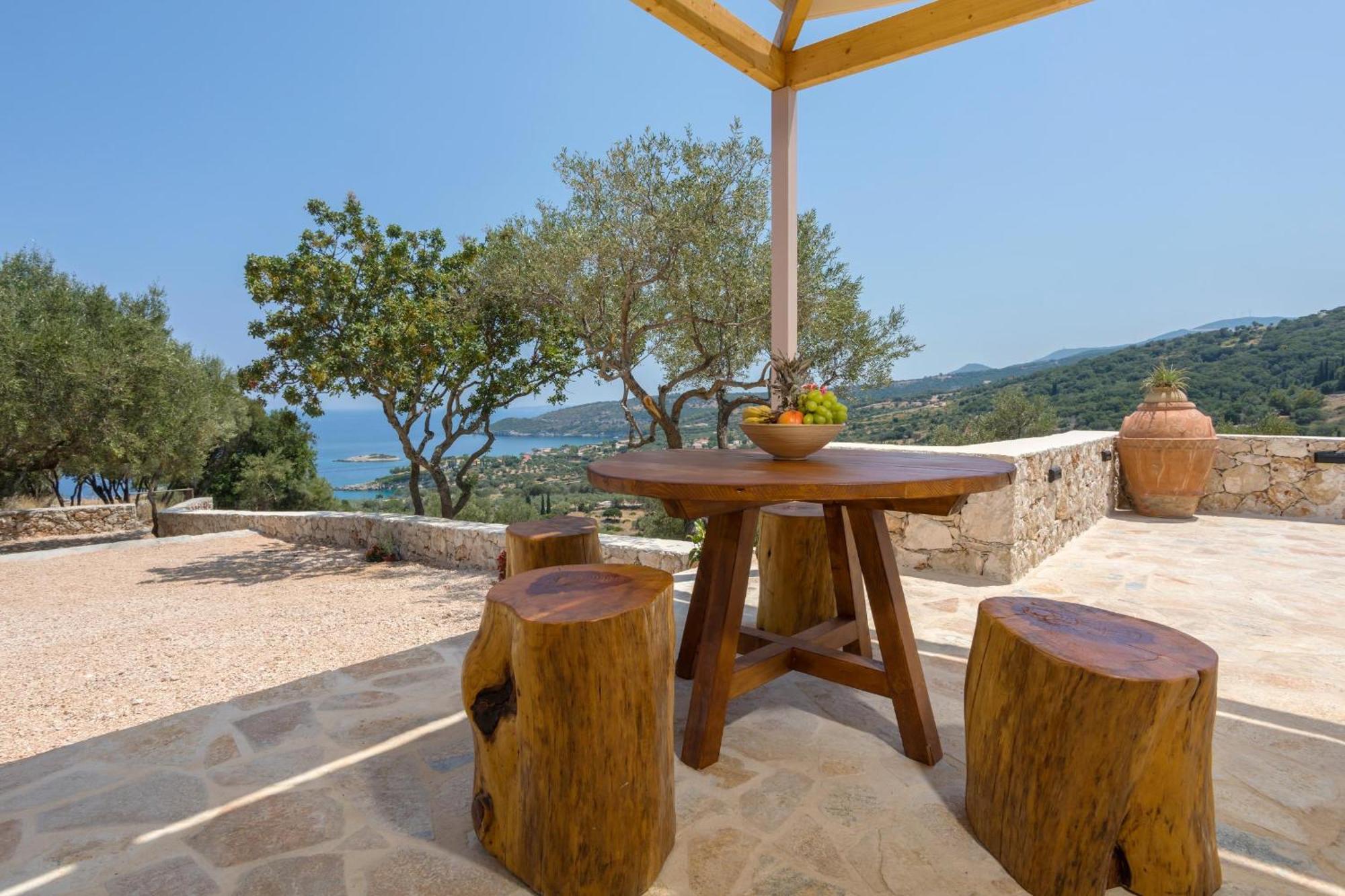Villa Seva Sea View - Perfect For Romantic Getaways With Pool And Sunrise & Sea Views Skinaria
