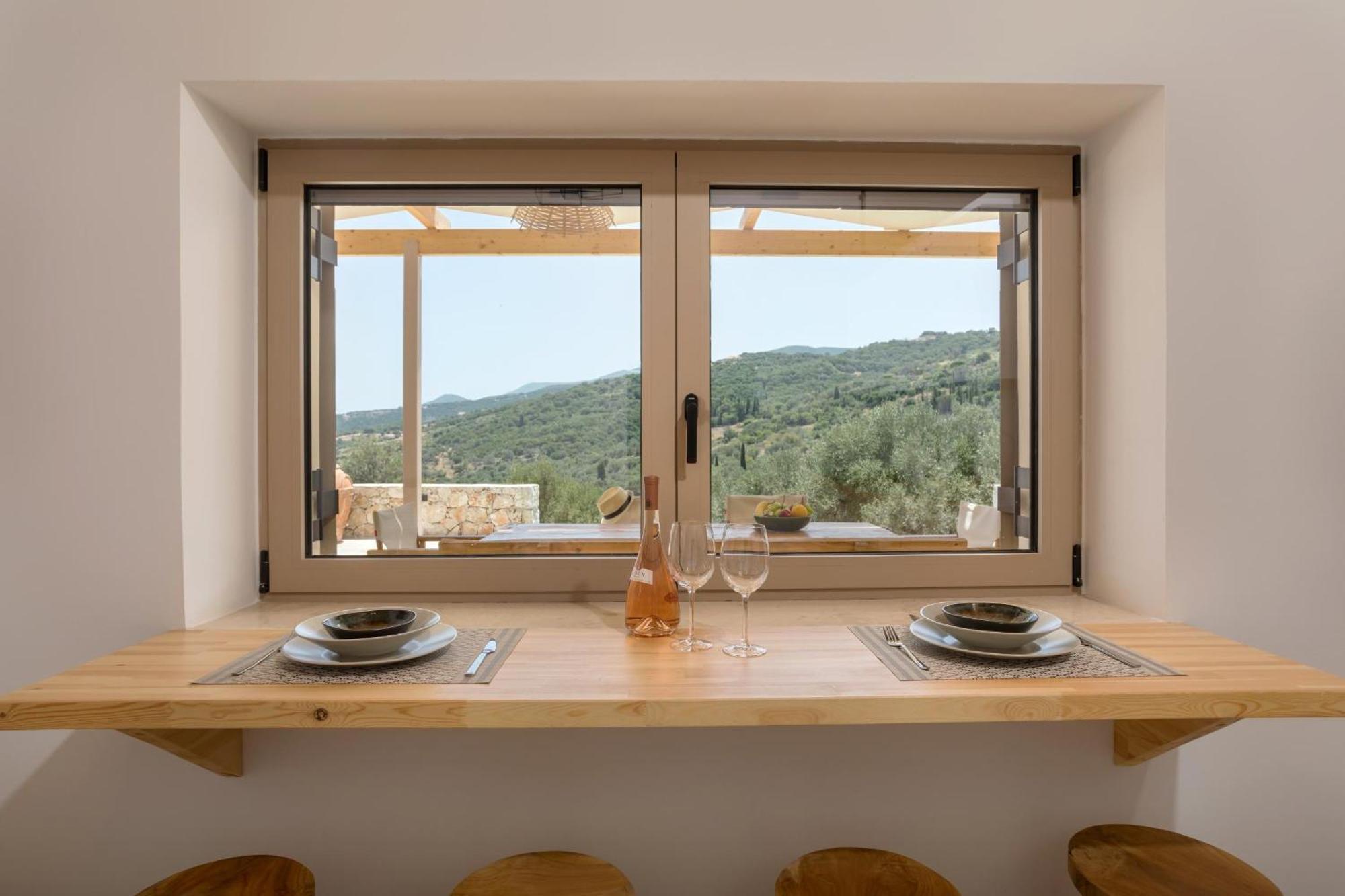 Seva Sea View - Perfect For Romantic Getaways With Pool And Sunrise & Sea Views Villa