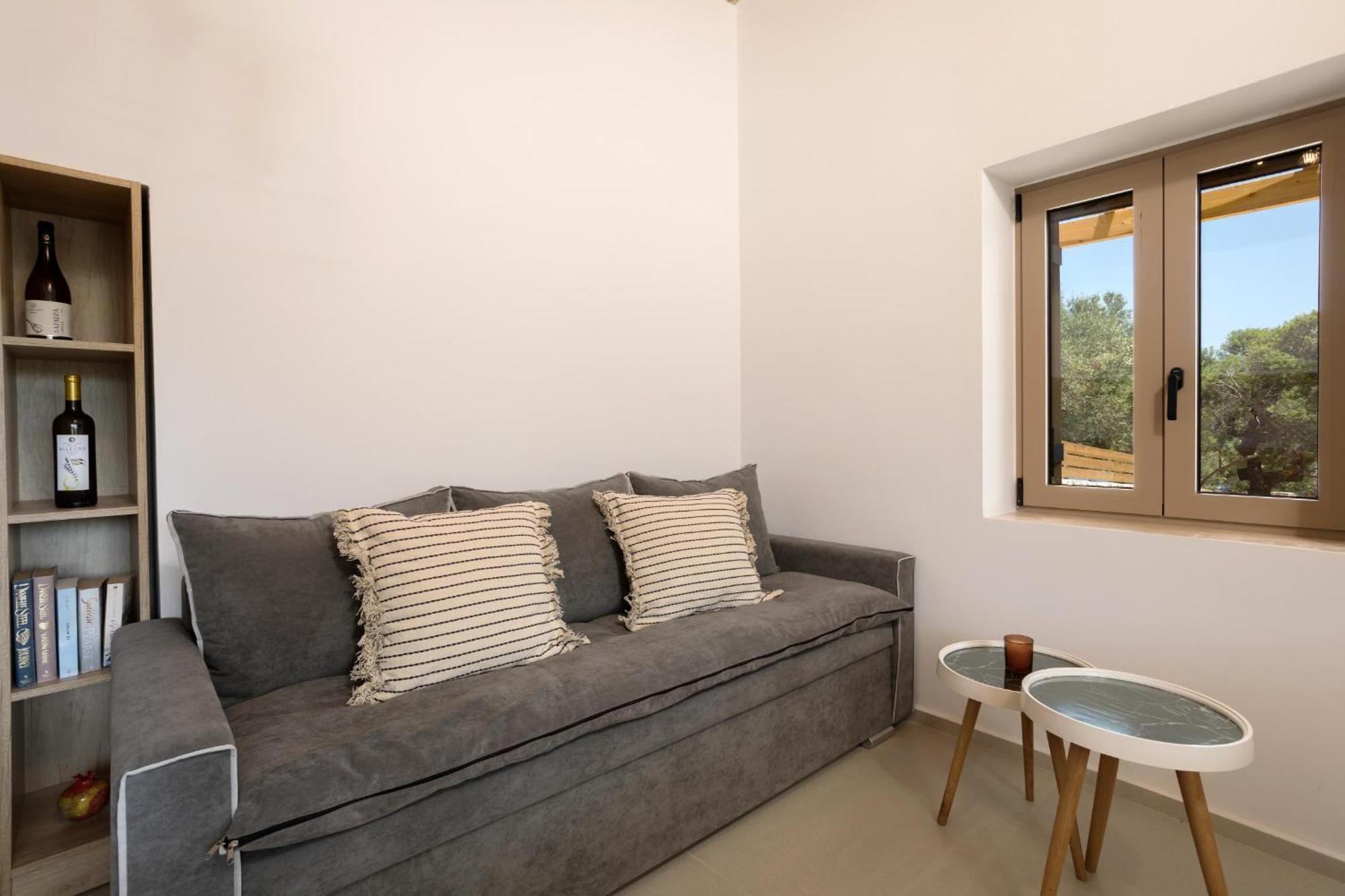 Seva Sea View - Perfect For Romantic Getaways With Pool And Sunrise & Sea Views Villa *