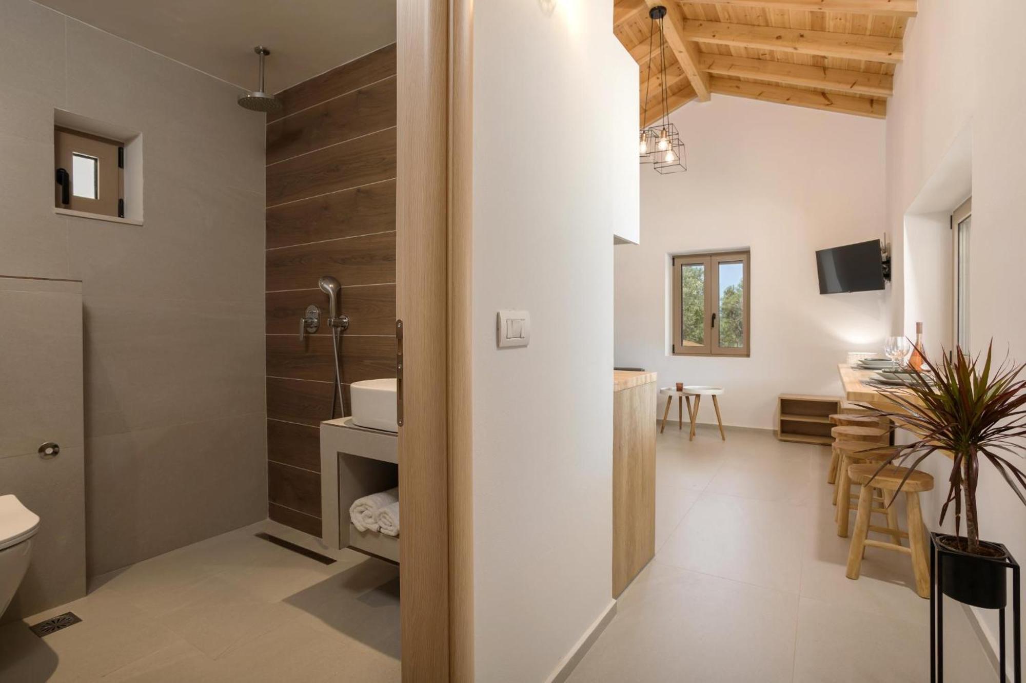 Seva Sea View - Perfect For Romantic Getaways With Pool And Sunrise & Sea Views Skinaria