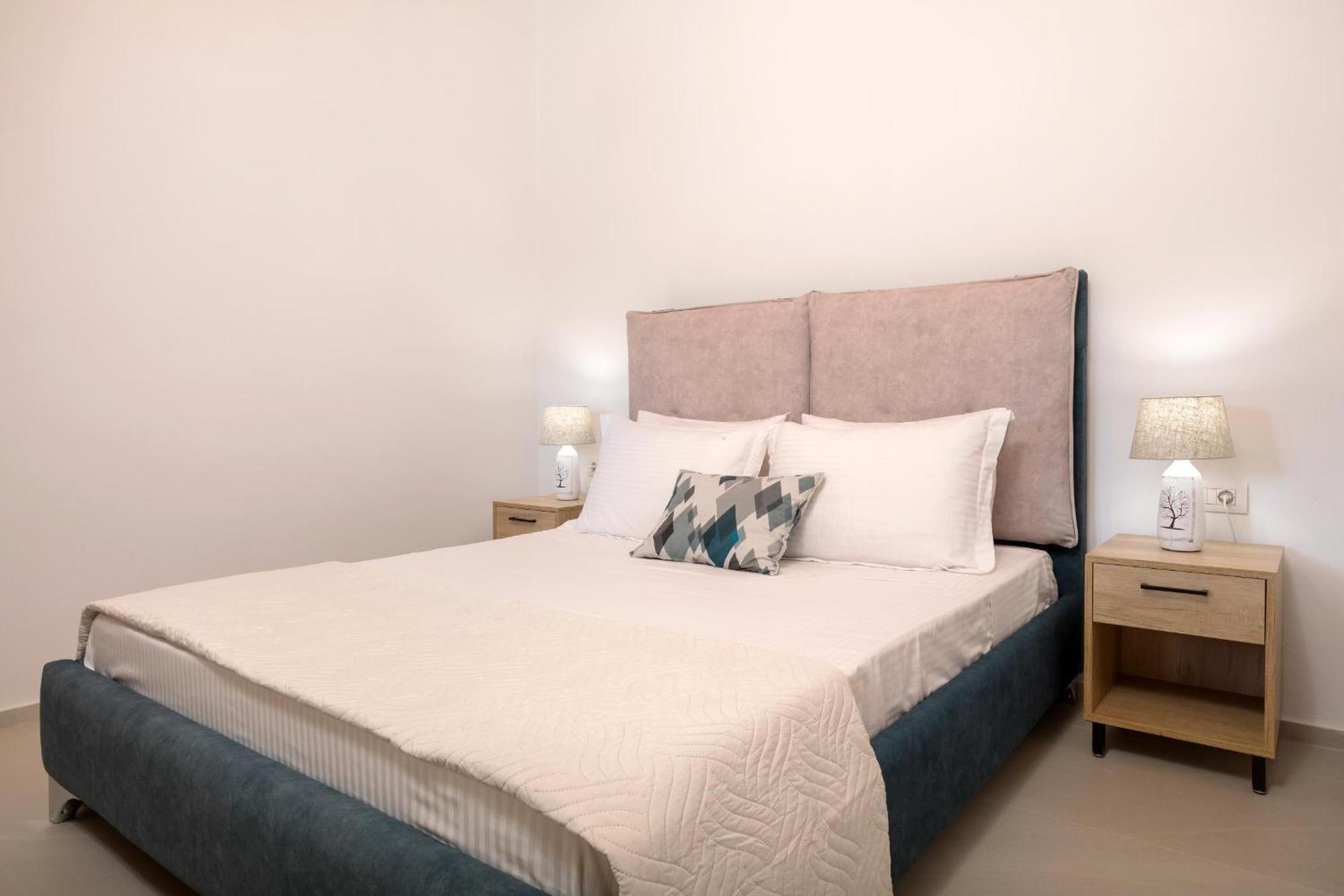 Seva Sea View - Perfect For Romantic Getaways With Pool And Sunrise & Sea Views
