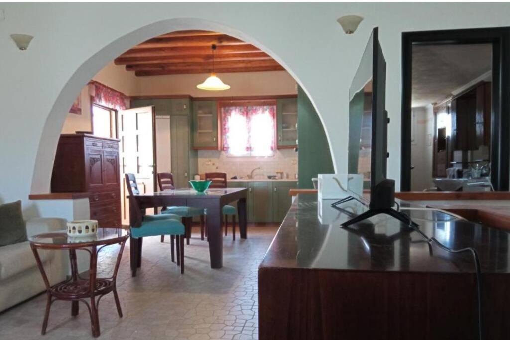 Apartment Sweet Milos *