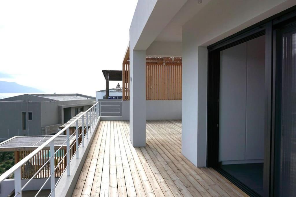 Seaside Villa: Private Pool, Mountain View For 6 Villa *