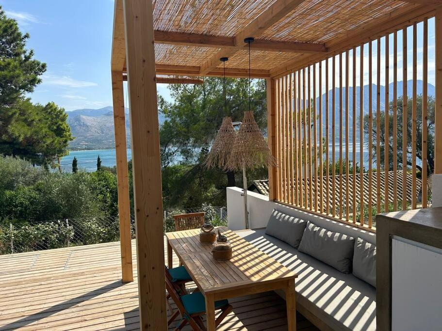 Seaside Villa: Private Pool, Mountain View For 6 *