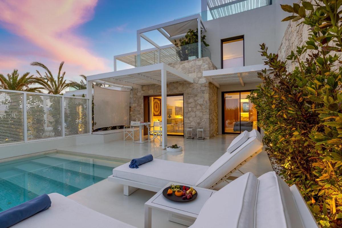 Hotel The Island Concept Luxury Boutique Heated Pool