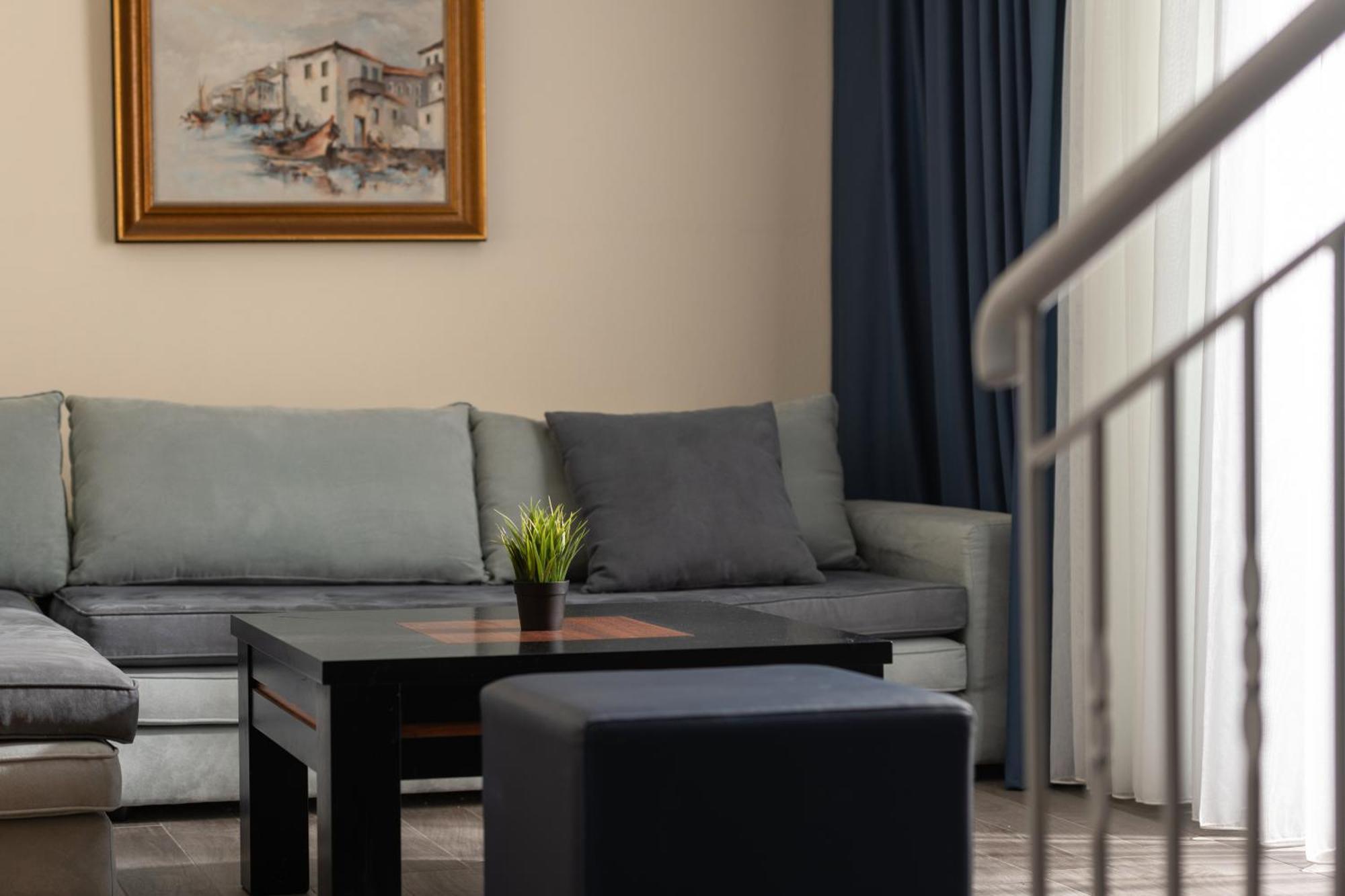 Almare Seaside & - Sithonia Aparthotel *