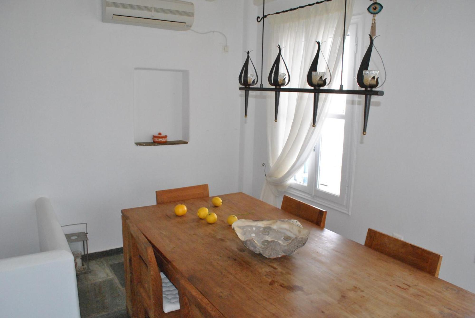 Villa Pende Traditional