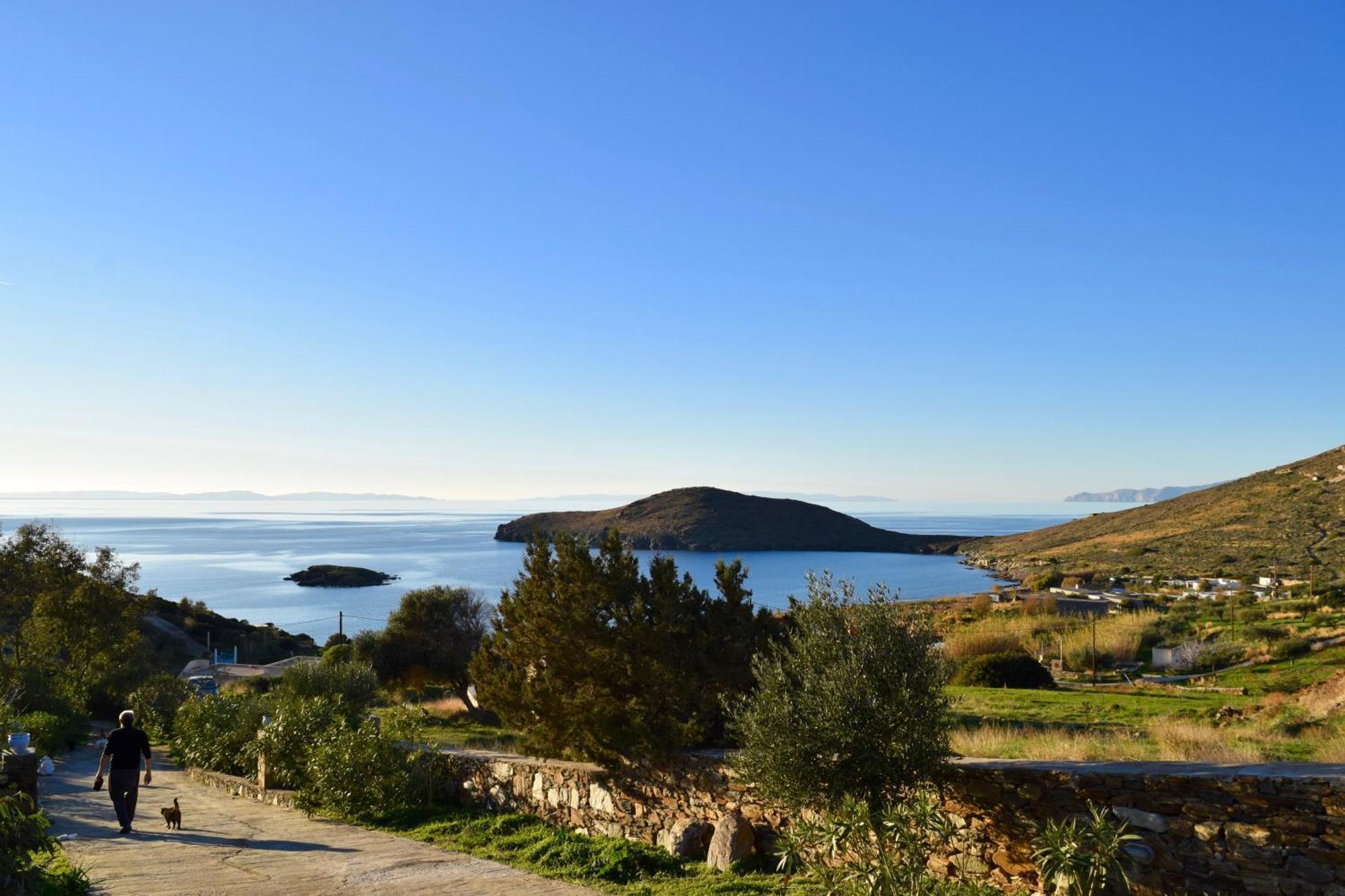 'Paraside' Seaside Villa In Delfini Says Netflix Holiday home Kini