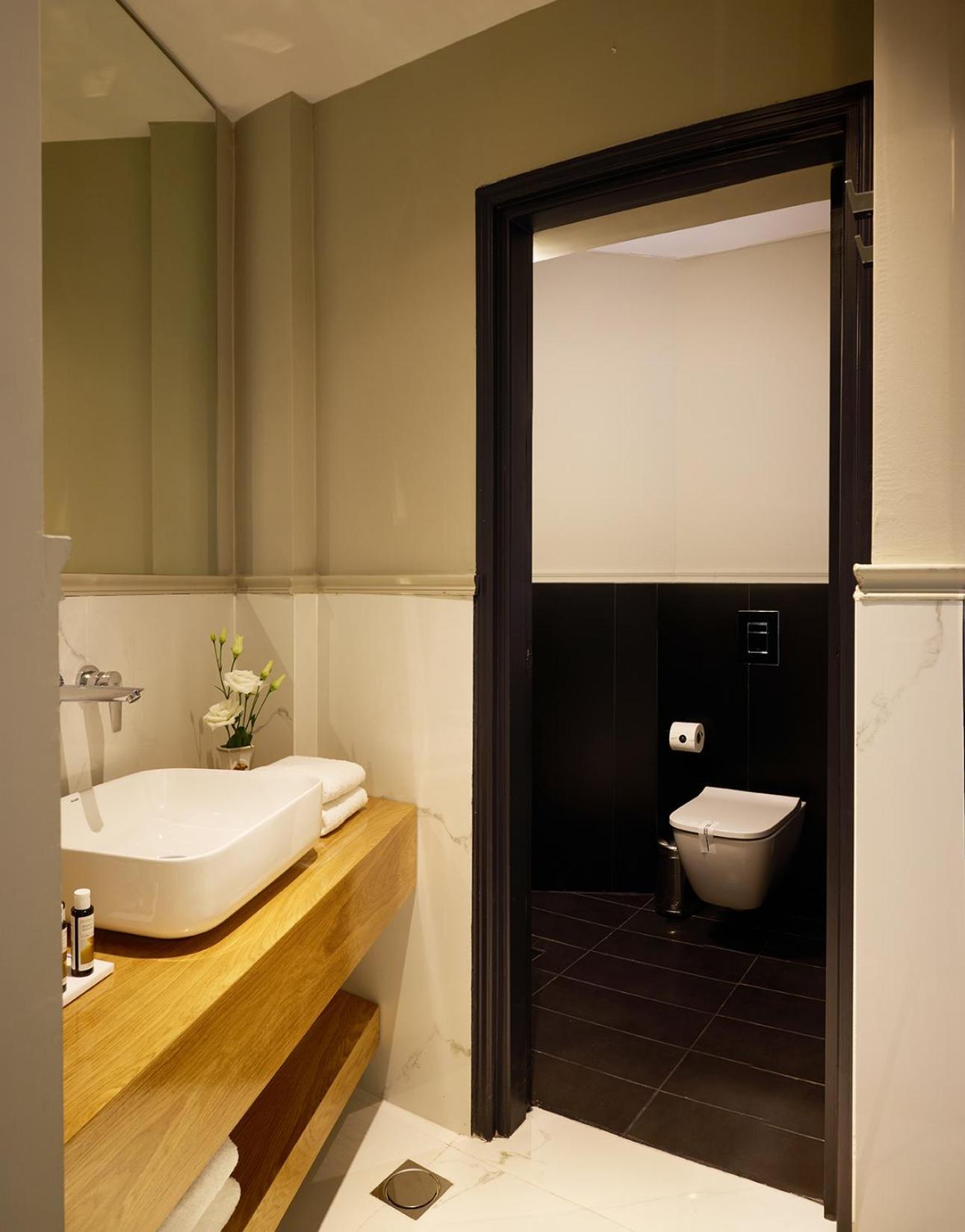 Vrachos Aparthotel Athens