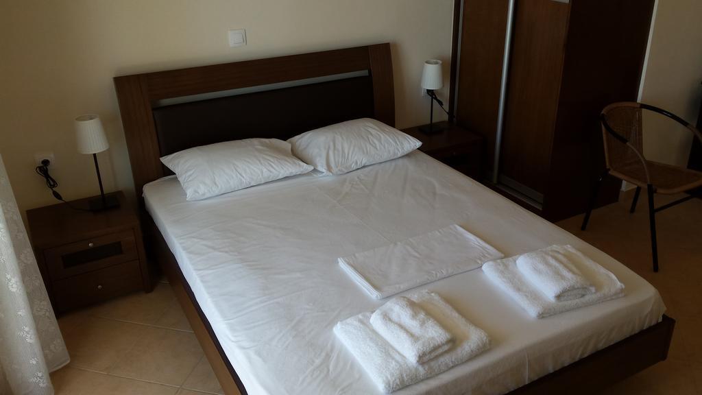 Apartment Akti Zaga