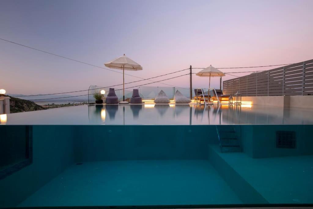 Villa Theretro, With Superb View *