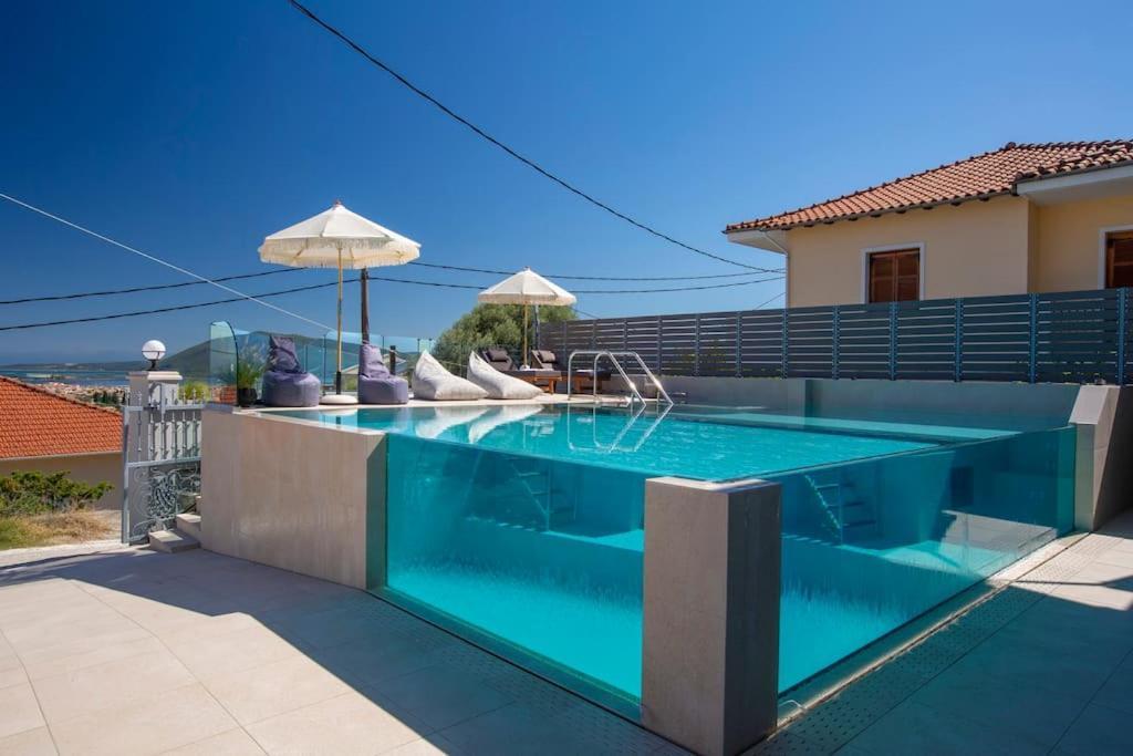 Theretro, With Superb View * Apolpaina