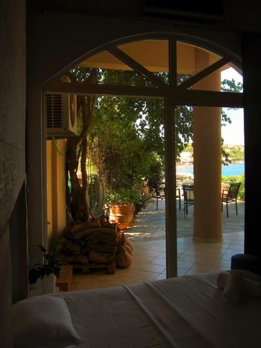 Holiday home Lenico Beachfront Agia Pelagia (Crete)