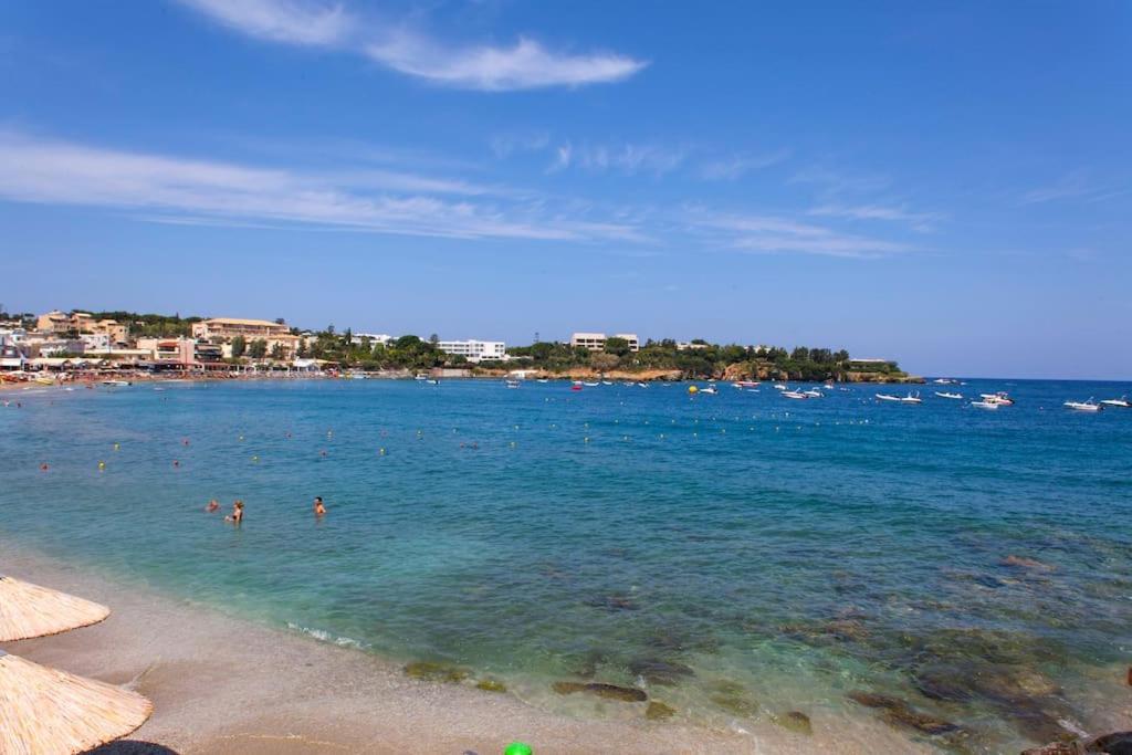Lenico Beachfront *