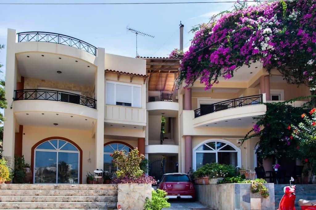 Lenico Beachfront Holiday home Agia Pelagia (Crete)