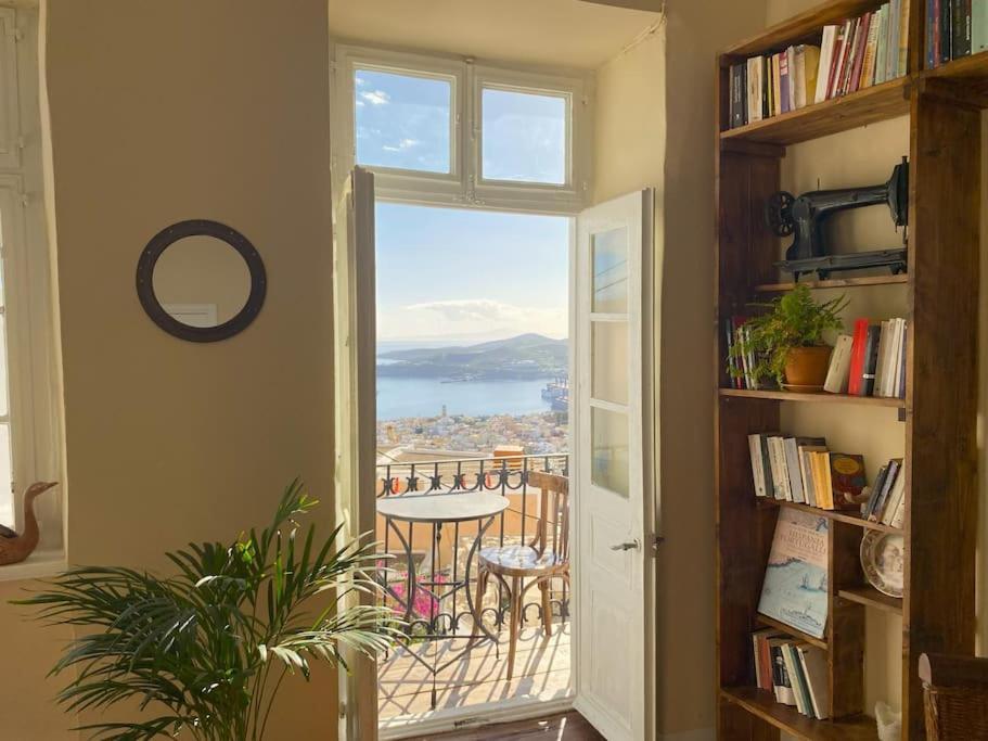 Jasmine Sea View With Blooming Patio Apartment