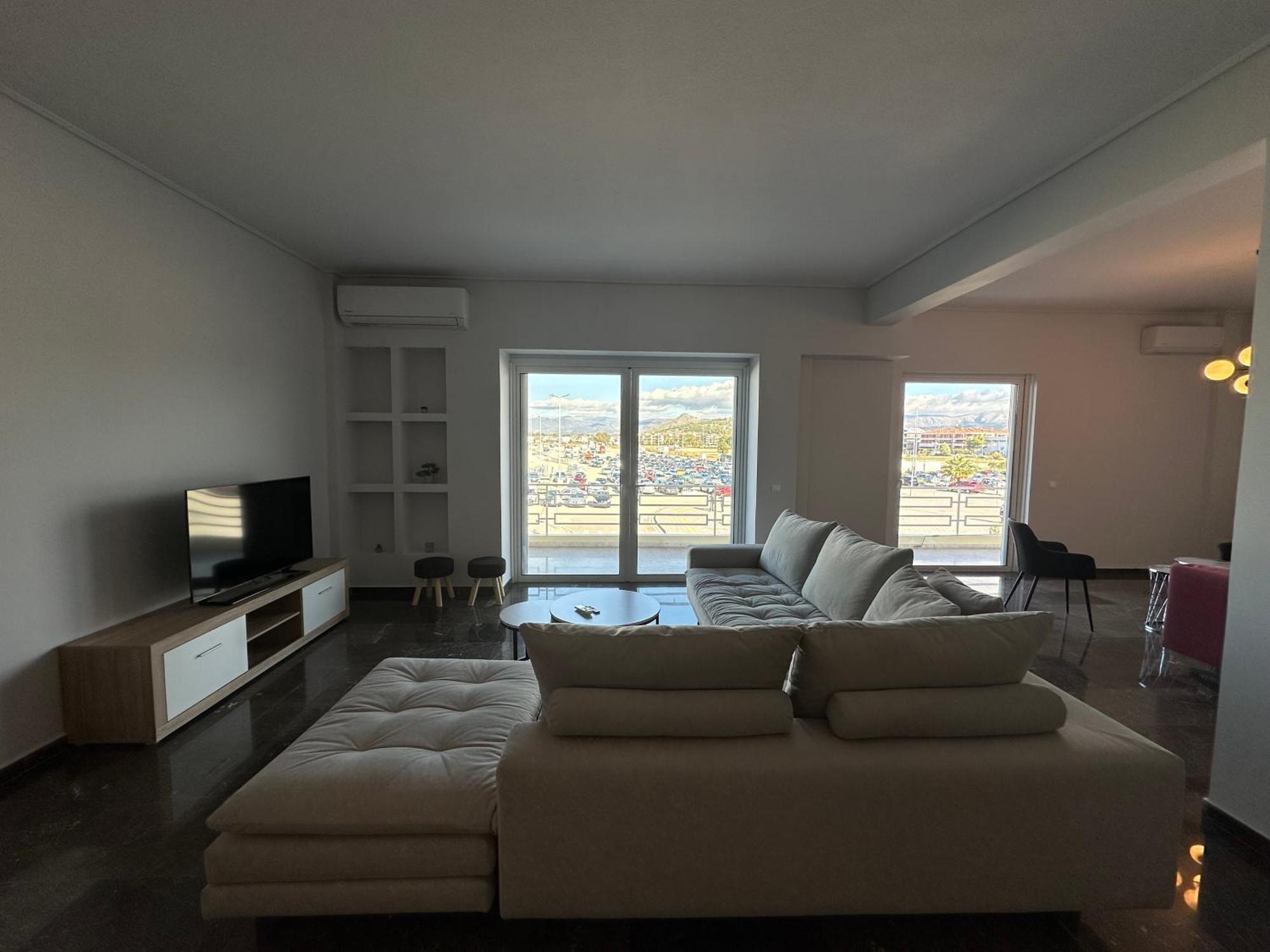 Magna Apartment *
