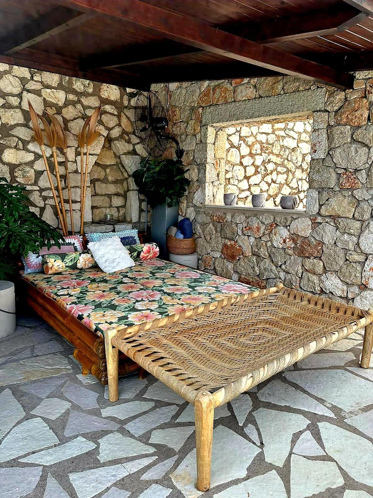 Luxury Athina * Nikiana