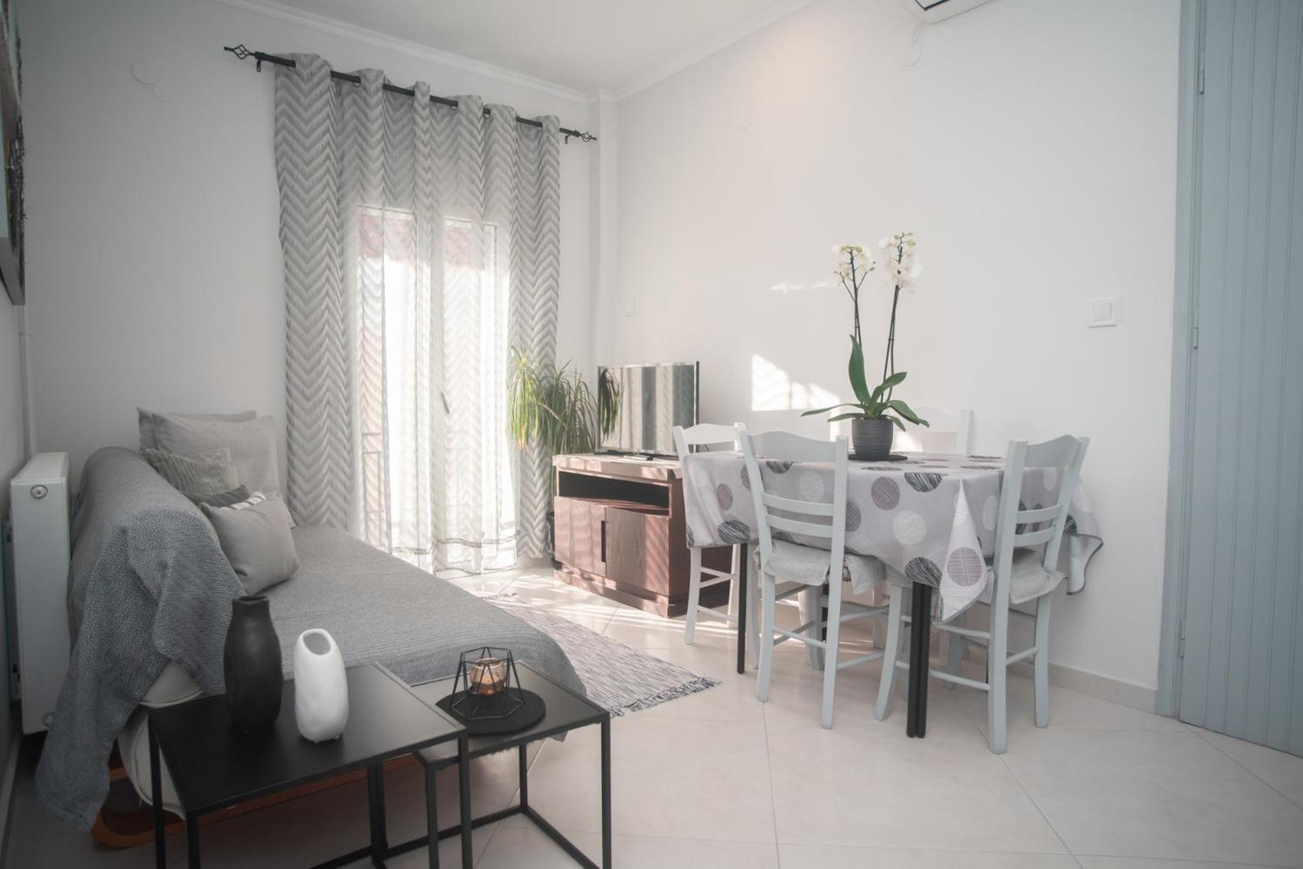Holiday home Alonaki