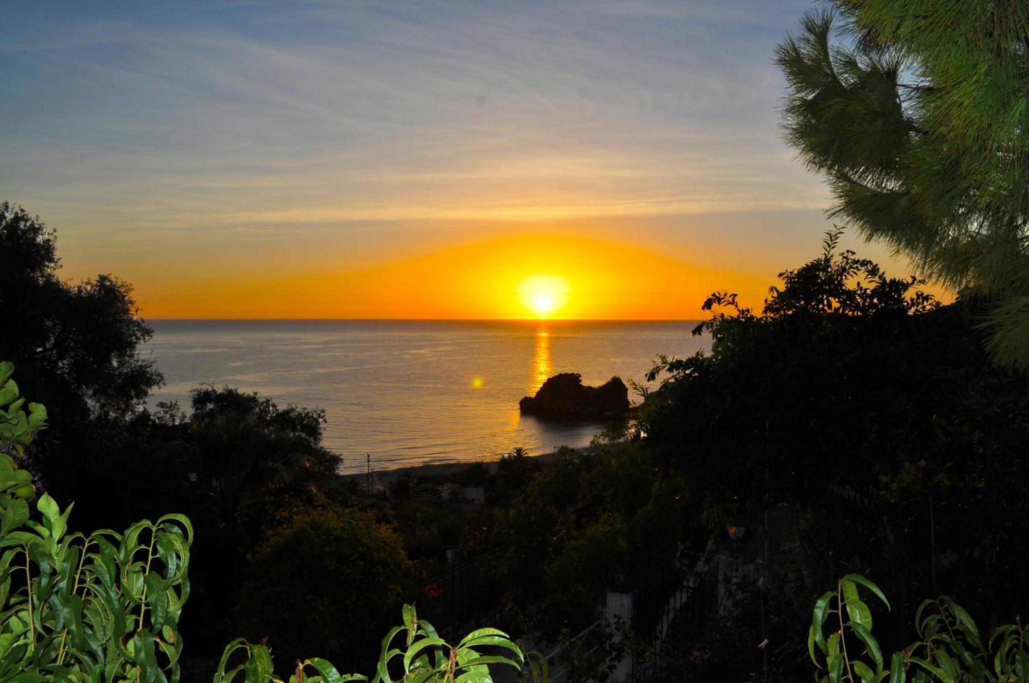 Luxury Loft With Pool - Beach, Corfu Apartment *