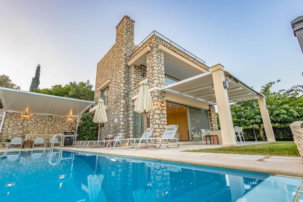 Leonardo, With Superb Views Villa Lygia (Lefkada)