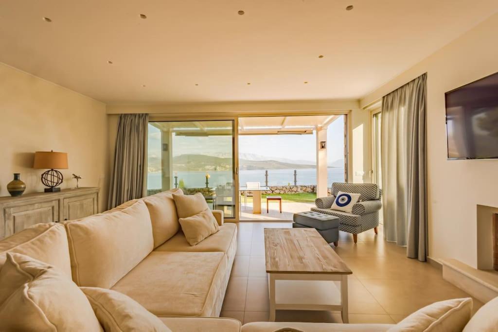 Villa Leonardo, With Superb Views Lygia (Lefkada)