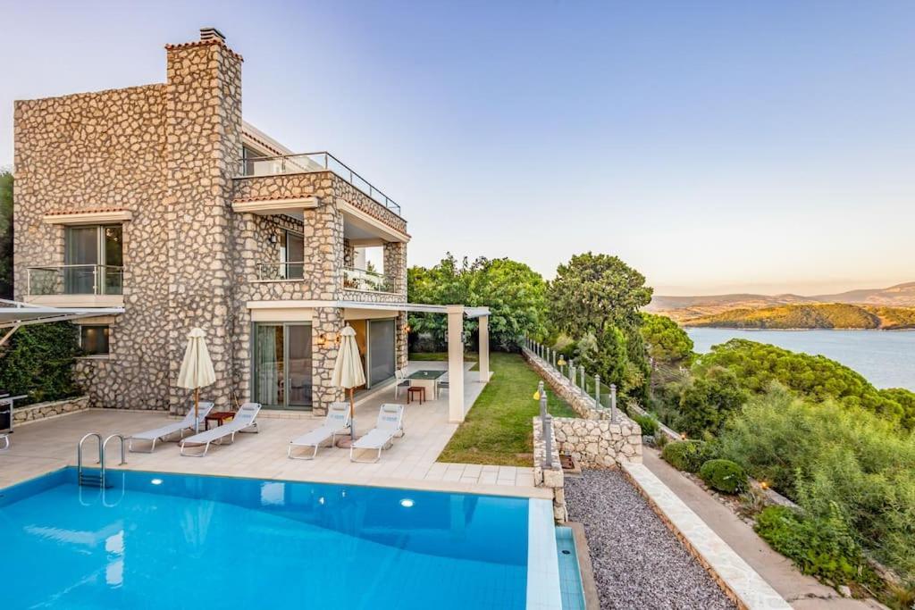 Leonardo, With Superb Views Villa Lygia (Lefkada)