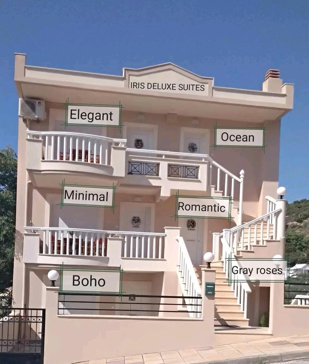 Iris Deluxe 3 Apartment *