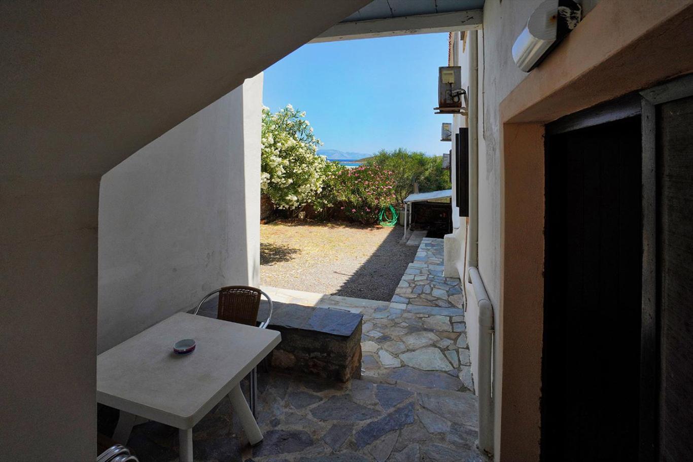 Alekos Aparthotel