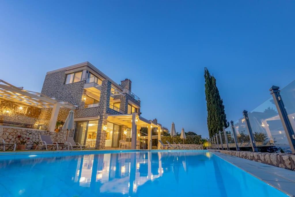 Isabelle With Superb Views Villa Lygia (Lefkada)