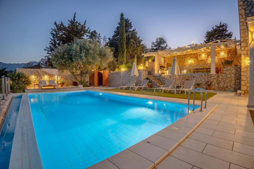 Villa Isabelle With Superb Views Lygia (Lefkada)