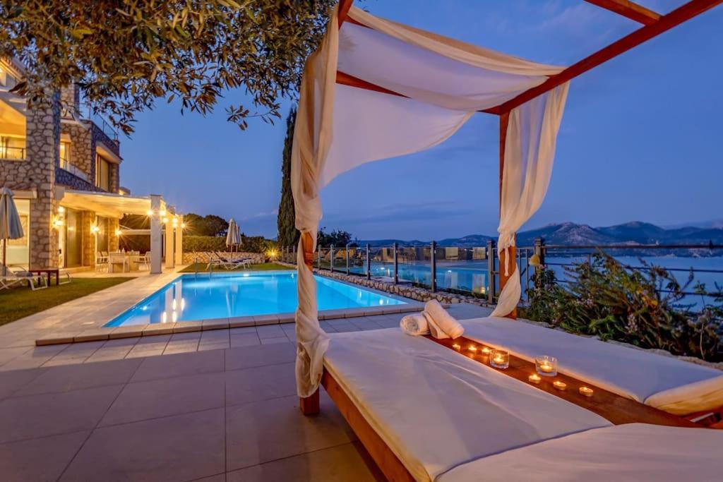 Villa Isabelle With Superb Views *