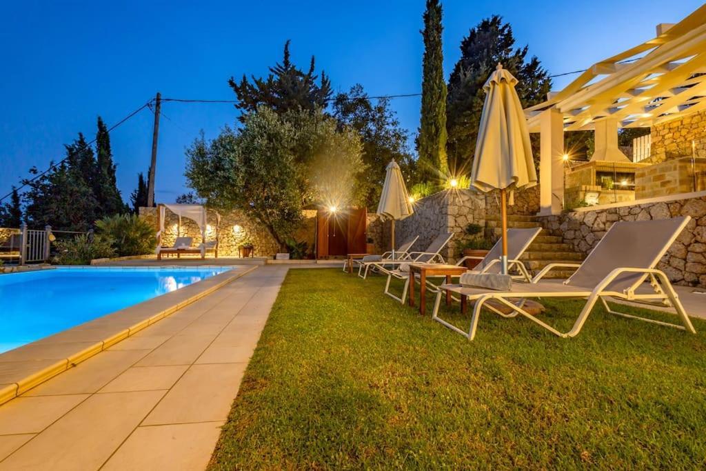 Villa Isabelle With Superb Views