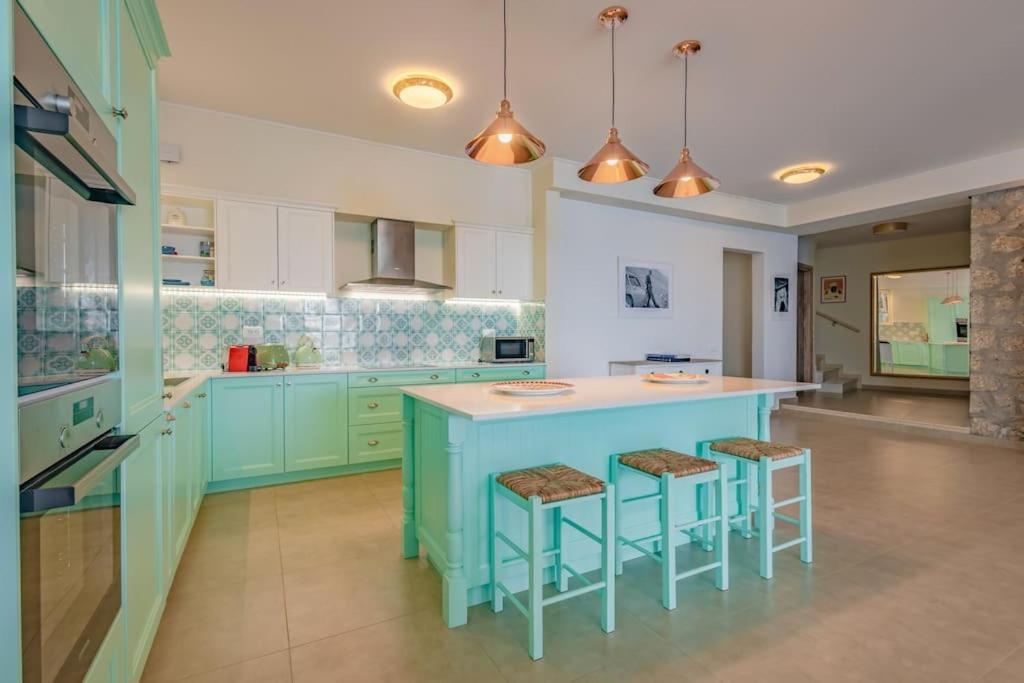 Villa Isabelle With Superb Views Lygia (Lefkada)