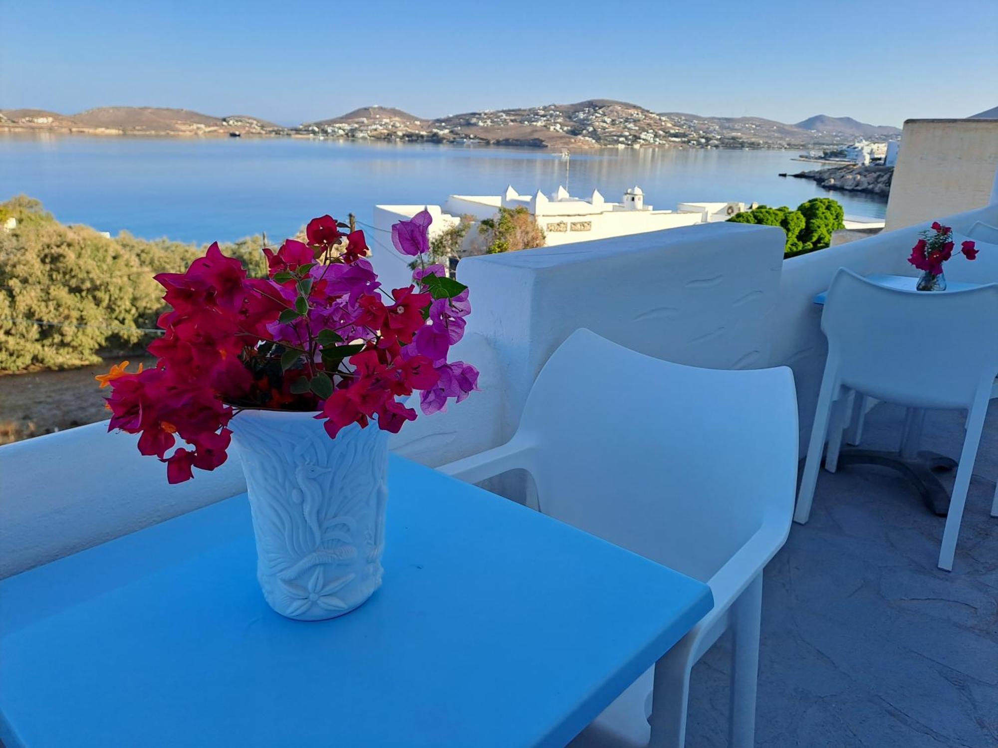 Aparthotel Stratos &