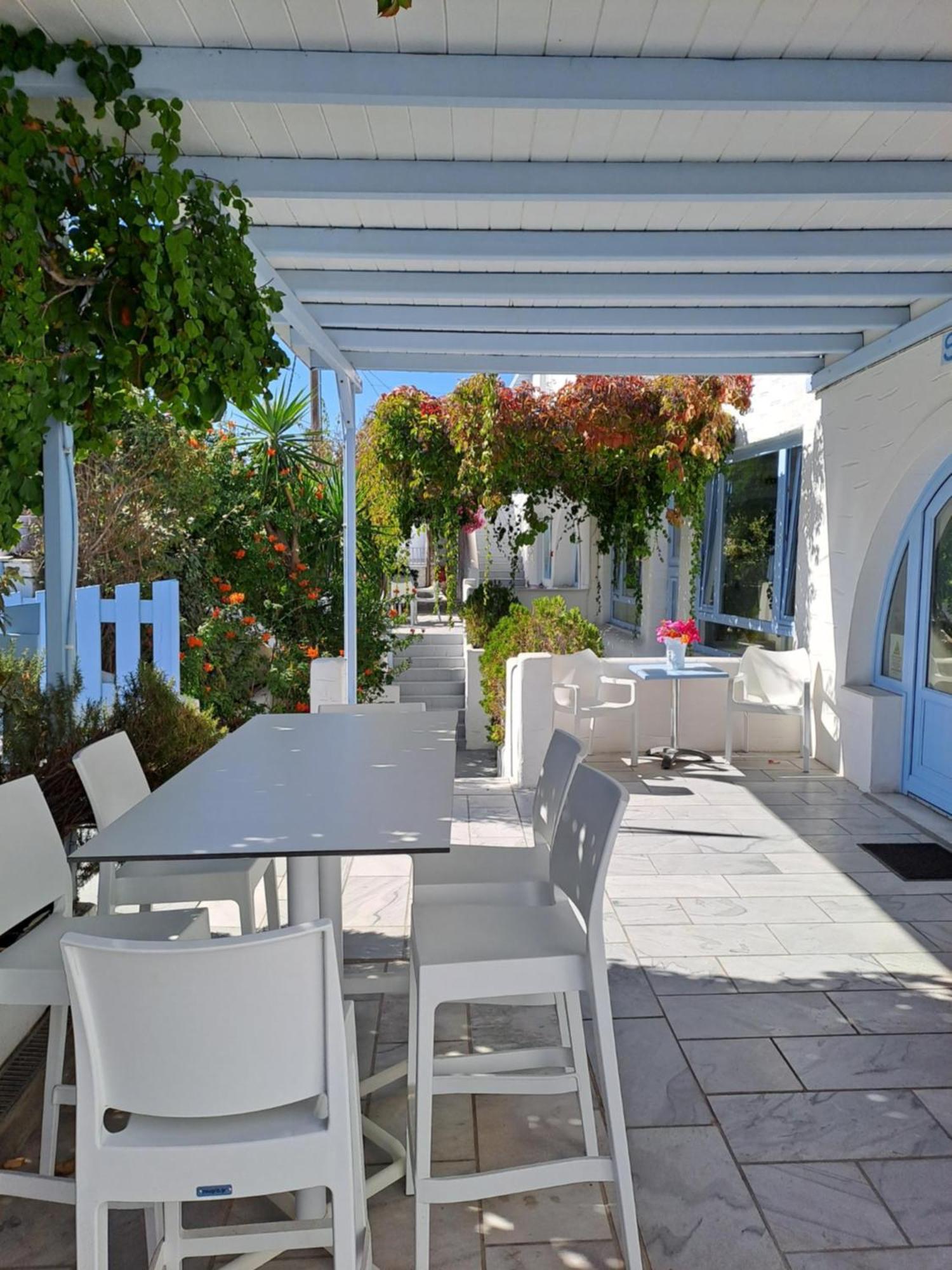 Aparthotel Stratos & Parikia (Paros)
