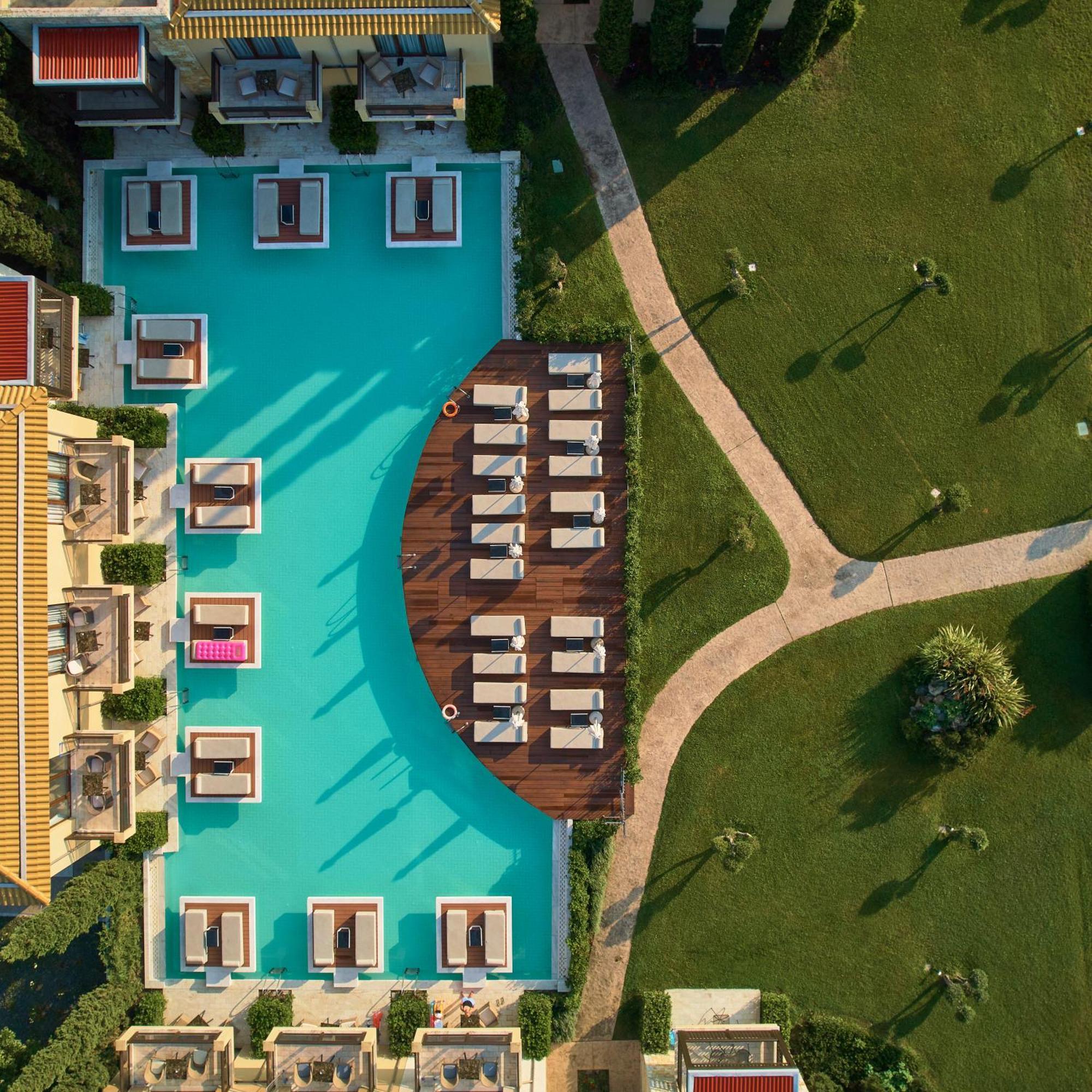 Resort Mediterranean Village & Paralia Katerinis