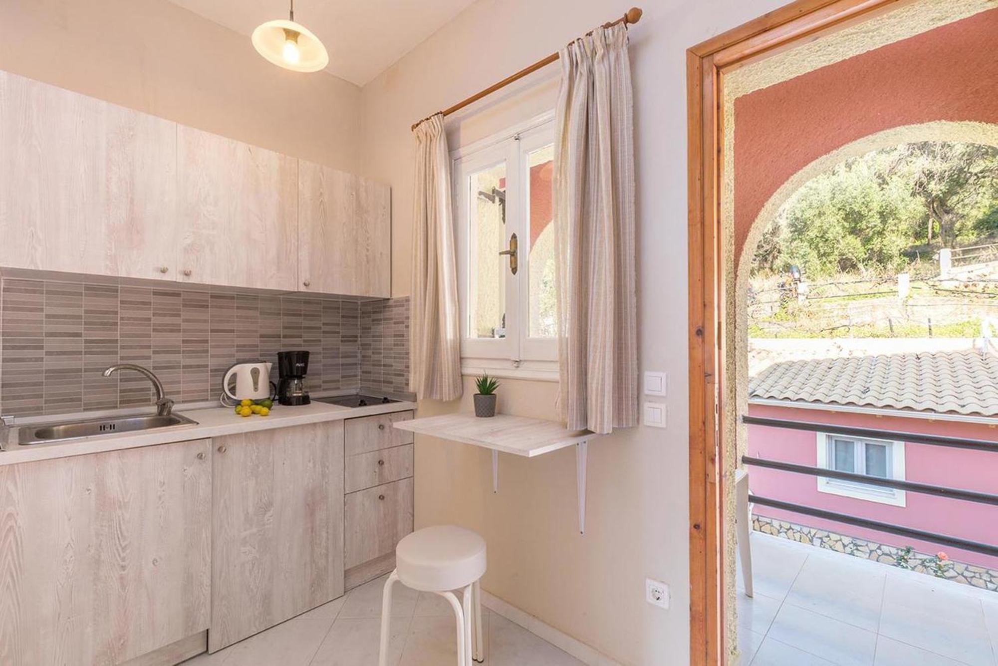Apartment And With Swimming Pool And Sea View In Beach, Corfu *