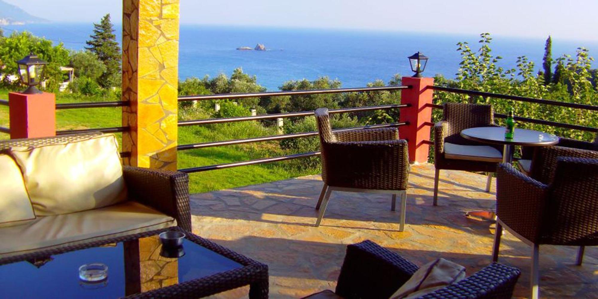 Apartment And With Swimming Pool And Sea View In Beach, Corfu Pelekas
